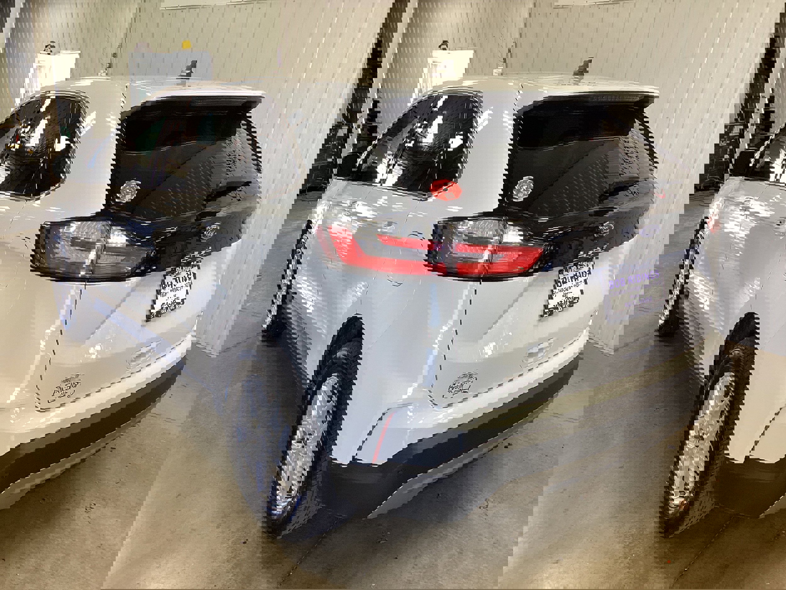 Used 2022 Ford Edge SEL image 3