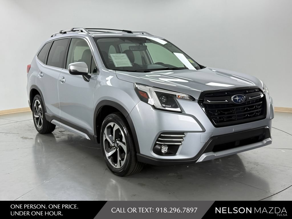 Used 2024 Subaru Forester Touring w/ Convenience Package AWD/4WD image 4
