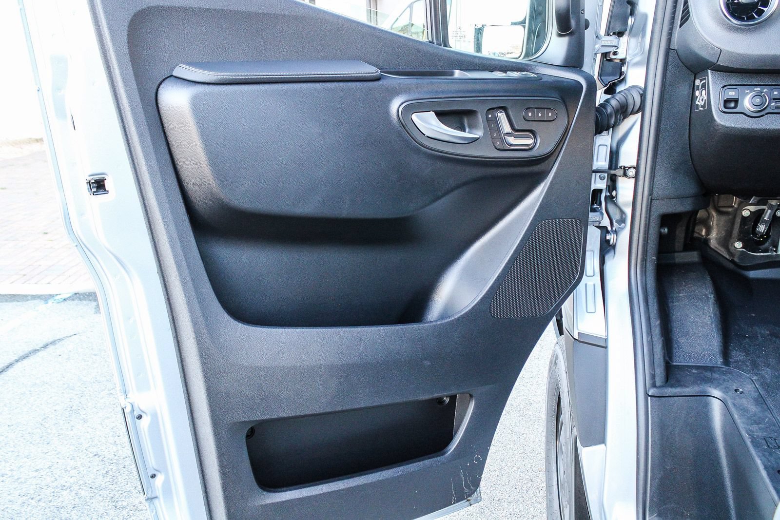 New 2026 Mercedes-Benz Sprinter 2500 image 21