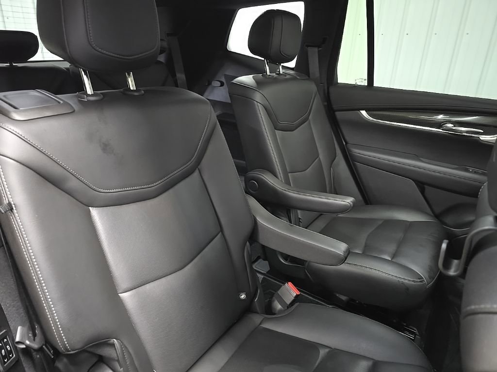 Used 2021 Cadillac XT6 Sport image 17