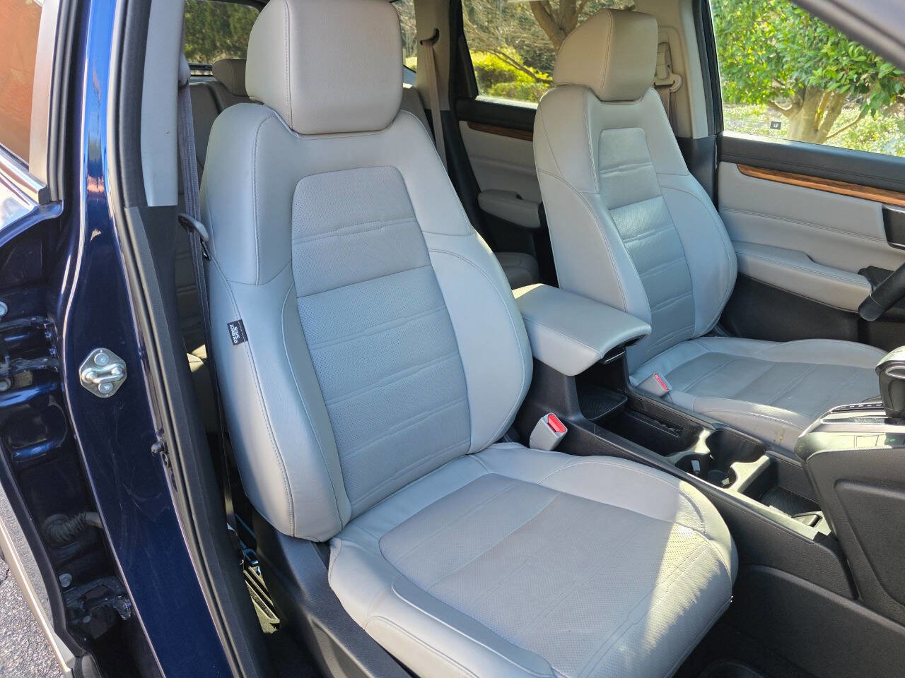 Used 2017 Honda CR-V Touring image 38