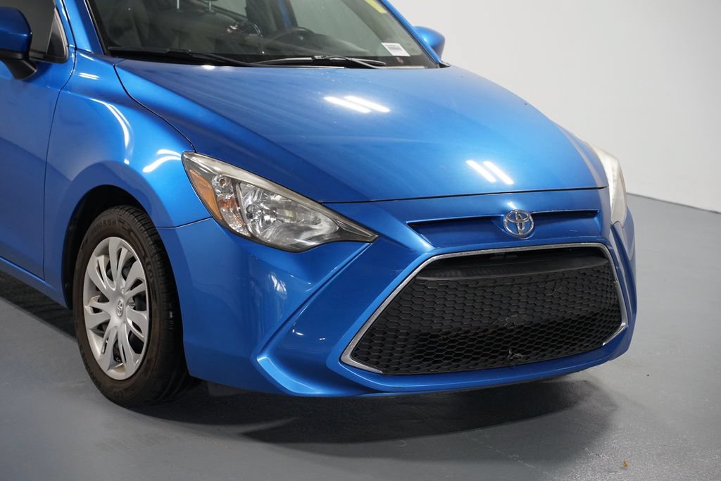 Used 2019 Toyota Yaris L FWD image 4
