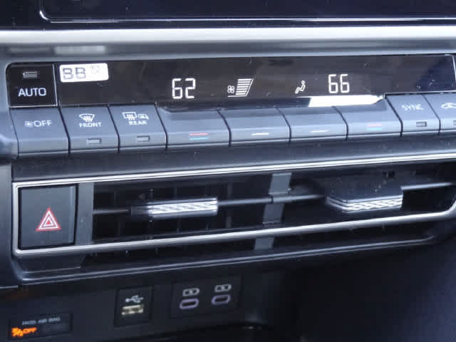 Used 2025 Toyota Camry LE FWD image 24