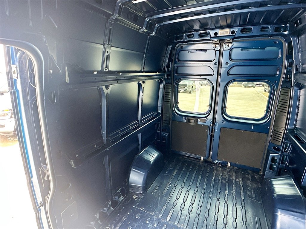 Used 2024 RAM ProMaster 3500 w/ Cold Weather Group image 12
