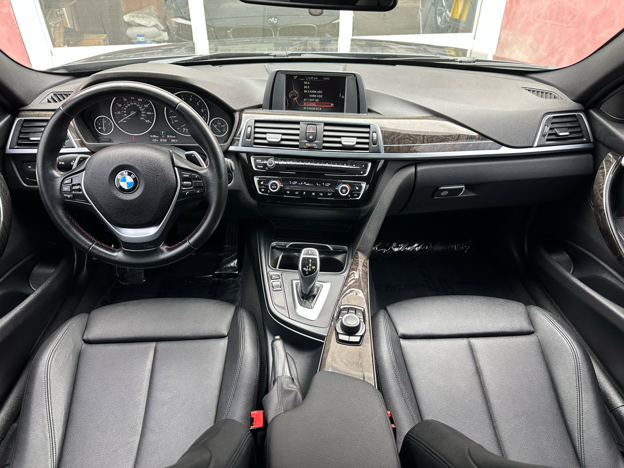 Used 2016 BMW 328i xDrive Sedan image 10