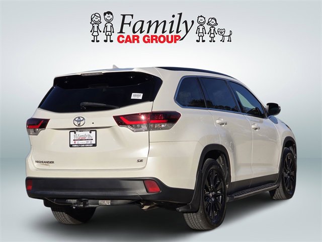 Used 2019 Toyota Highlander SE image 4