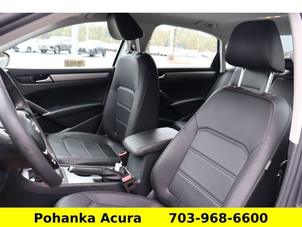 Used 2021 Volkswagen Passat 2.0T SE image 20