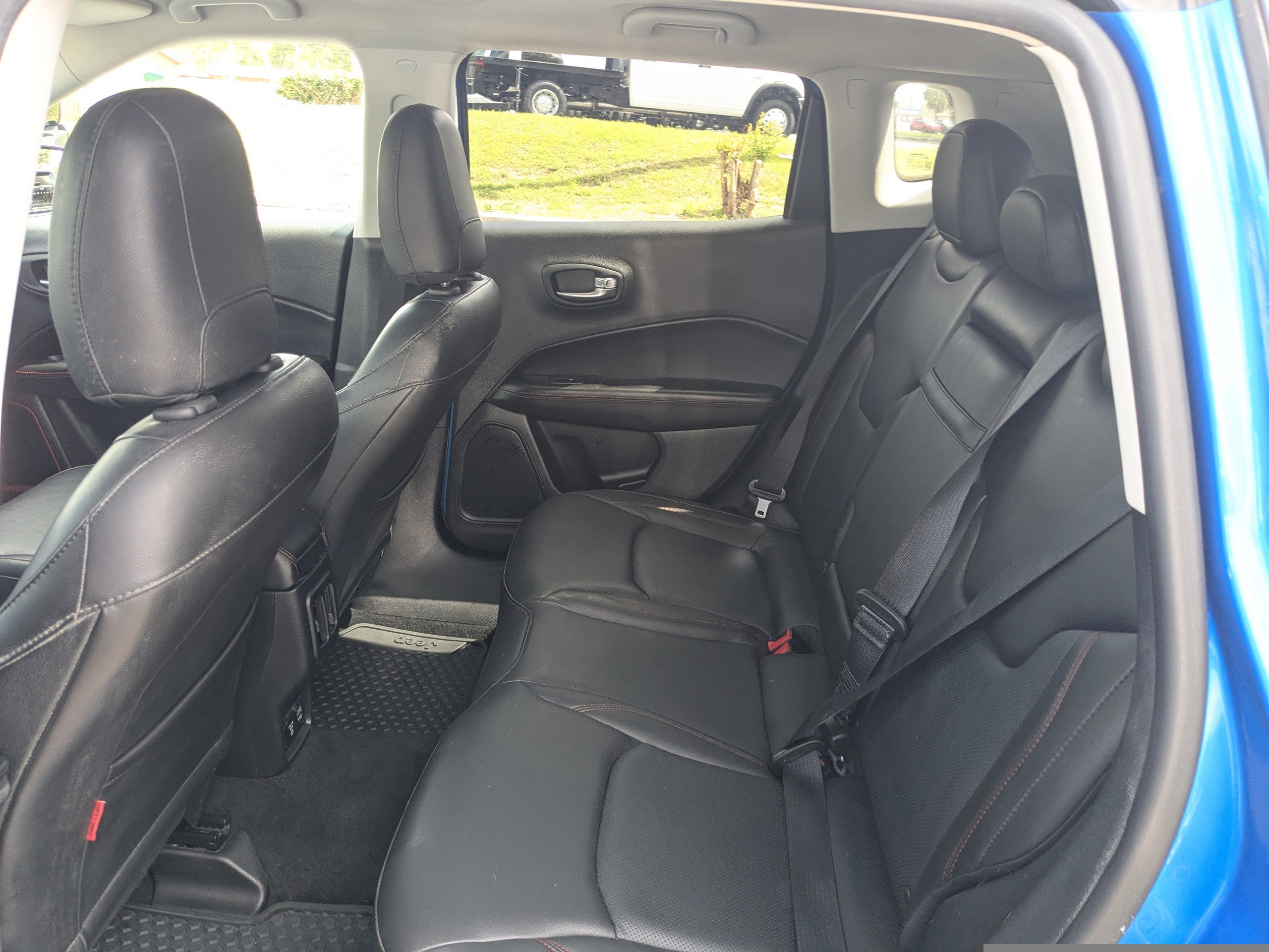 Used 2018 Jeep Compass Trailhawk w/ Leather Interior Group image 13