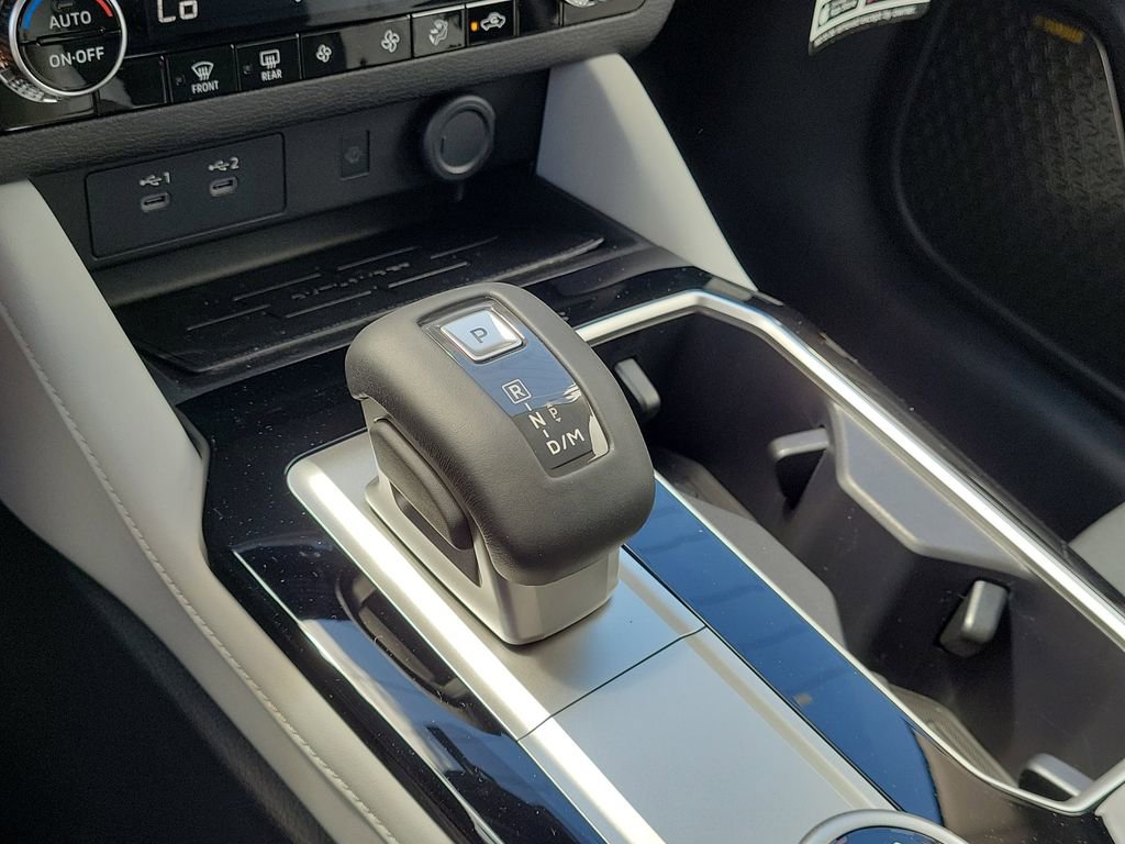 New 2025 Mitsubishi Outlander SE image 20