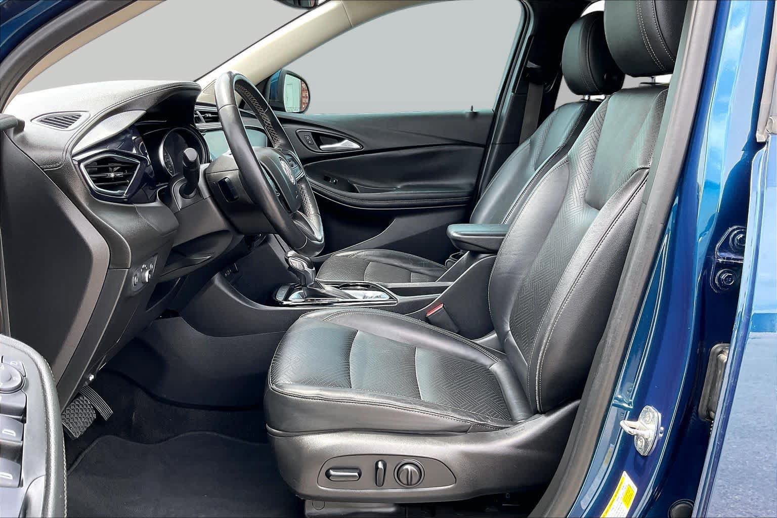 Used 2020 Buick Encore GX Essence FWD image 8