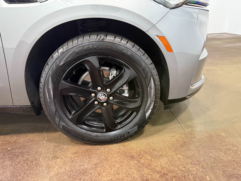 Used 2023 Buick Enclave Essence w/ Experience Buick Package image 90