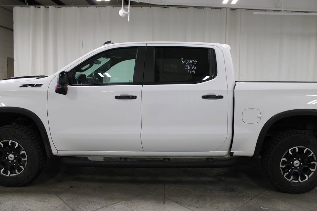 Used 2024 Chevrolet Silverado 1500 ZR2 w/ Technology Package image 6