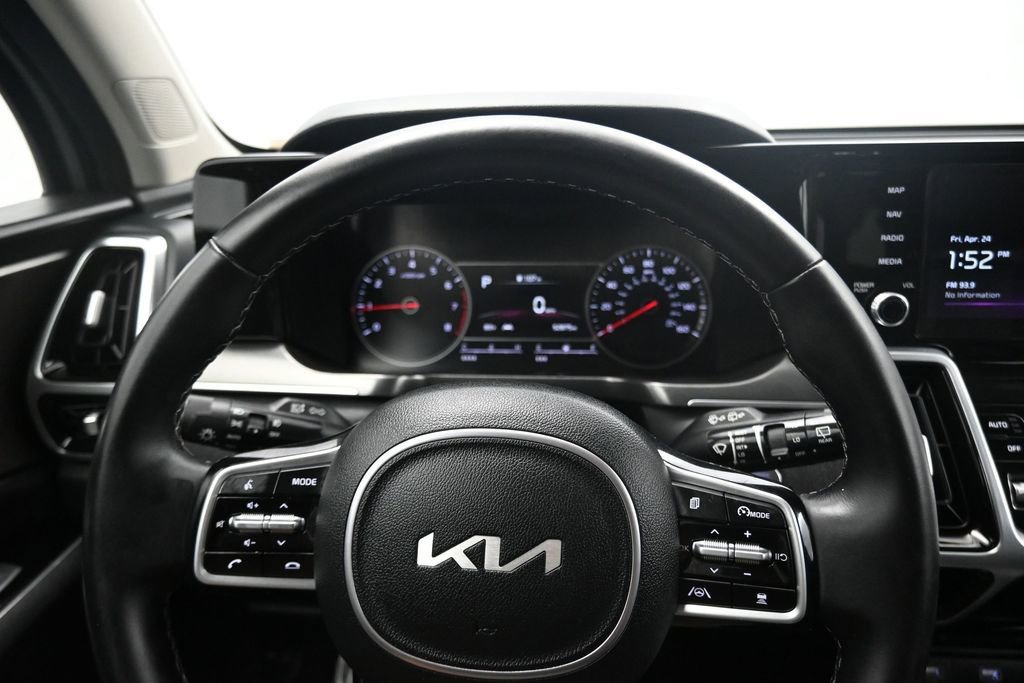 Used 2022 Kia Sorento SX AWD/4WD image 13