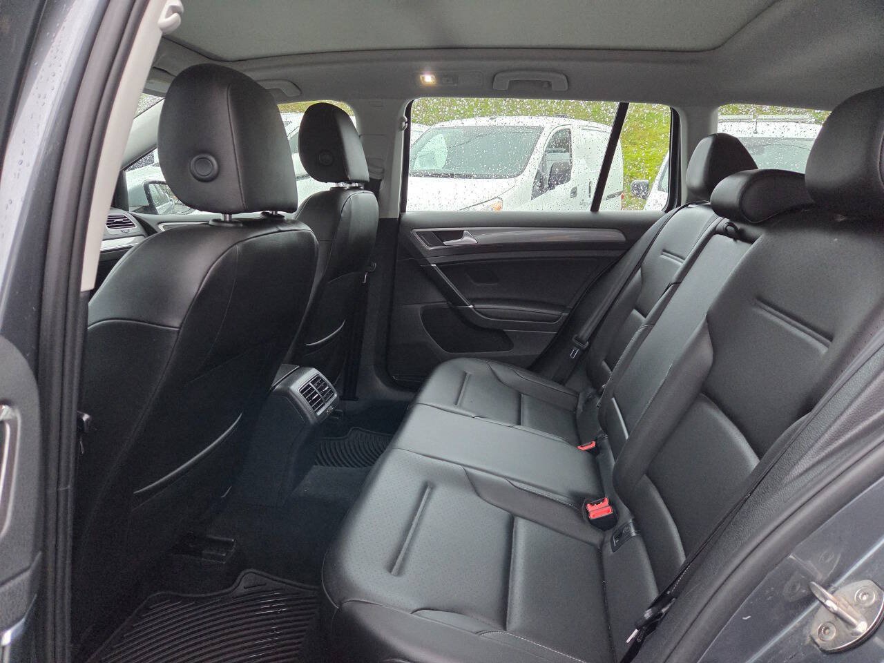 Used 2018 Volkswagen Golf Alltrack SE AWD/4WD image 20