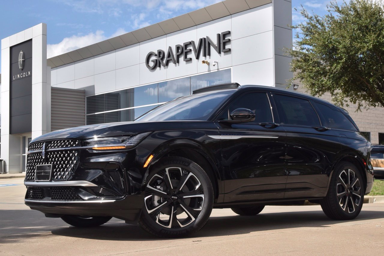 New 2026 Lincoln Nautilus Reserve AWD/4WD image 1