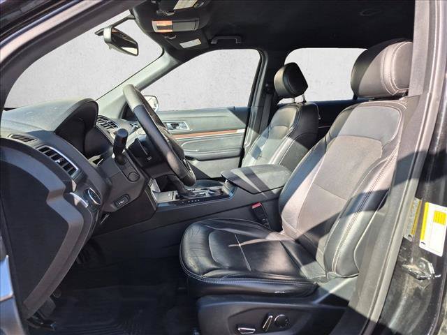 Used 2017 Ford Explorer Limited AWD/4WD image 9