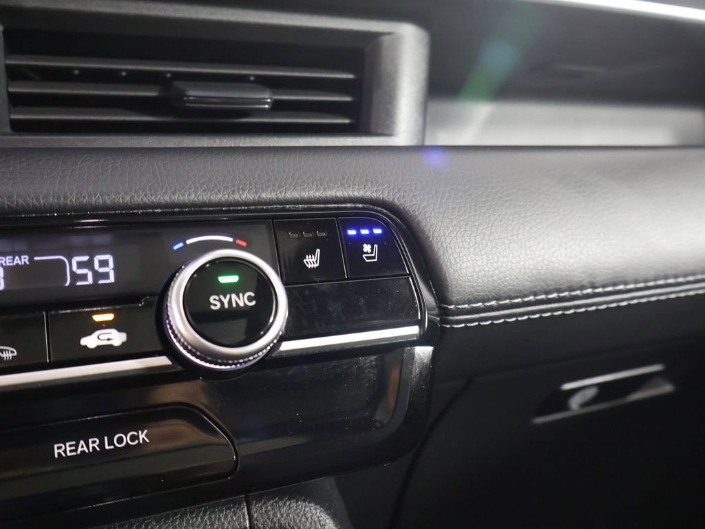 Used 2025 Honda Pilot Elite image 59