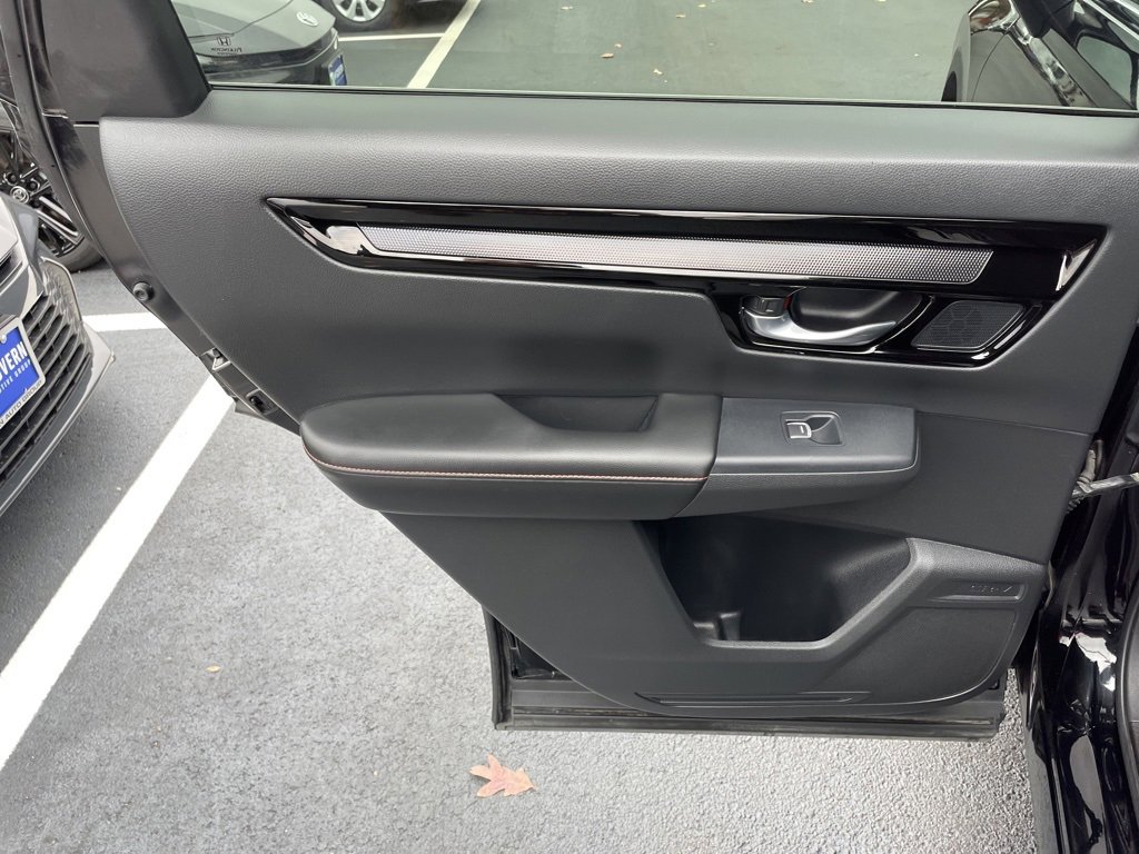 Used 2024 Honda CR-V Sport Touring image 18