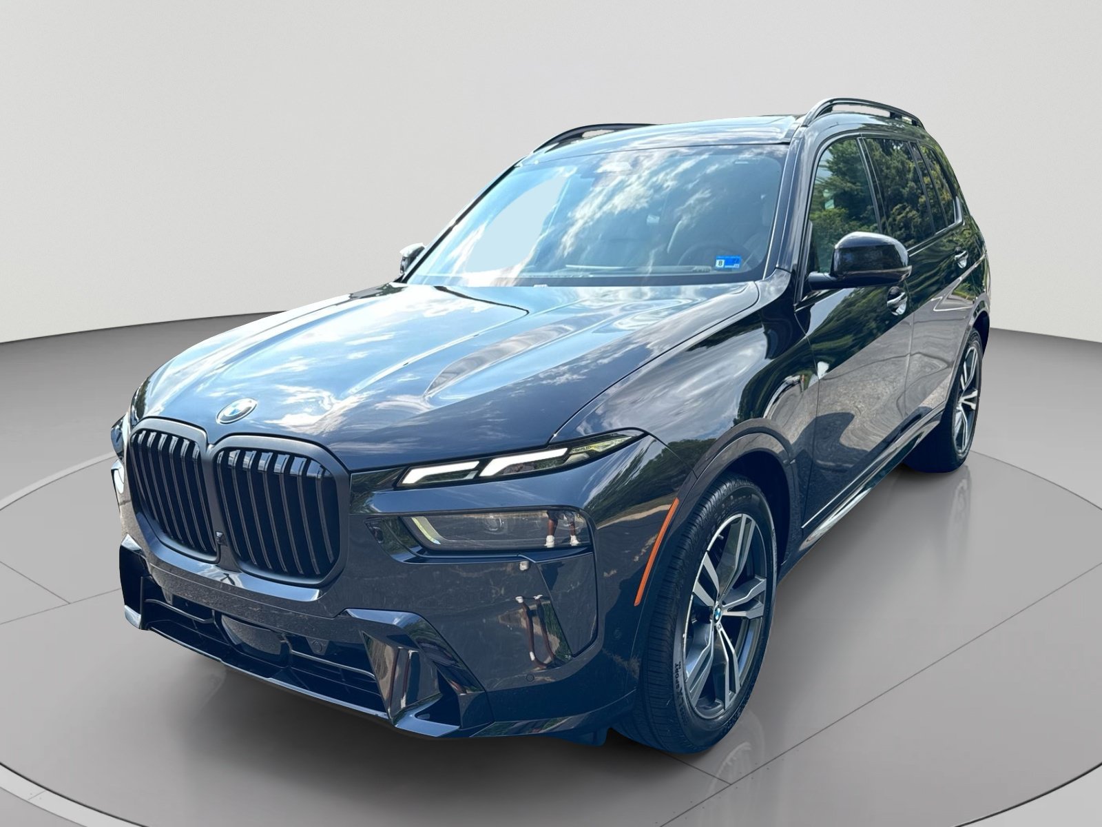 Used 2027 BMW X7 xDrive40i w/ Executive Package AWD/4WD image 13