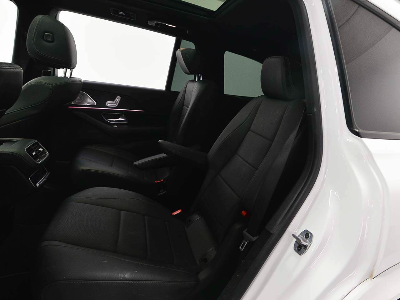 Used 2024 Mercedes-Benz GLS 450 4MATIC image 11