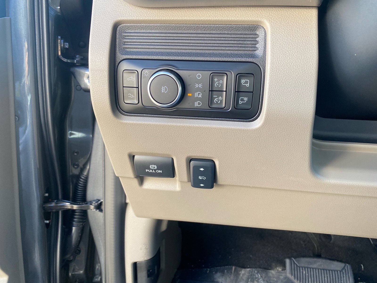 New 2026 Ford F250 Platinum w/ Platinum Plus Package image 36