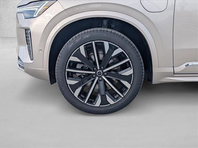 New 2026 Volvo XC90 T8 Plus w/ Protection Package Premier image 11