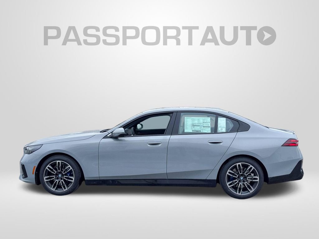 New 2026 BMW 530i xDrive w/ M Sport Package image 2