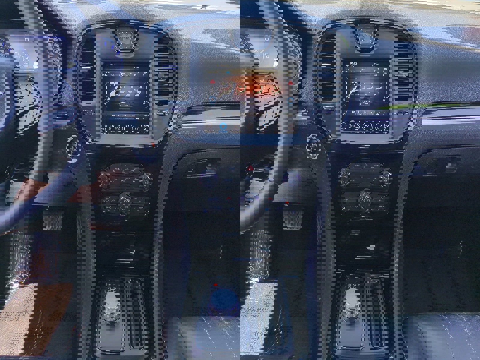 Used 2022 Chrysler 300 S image 21