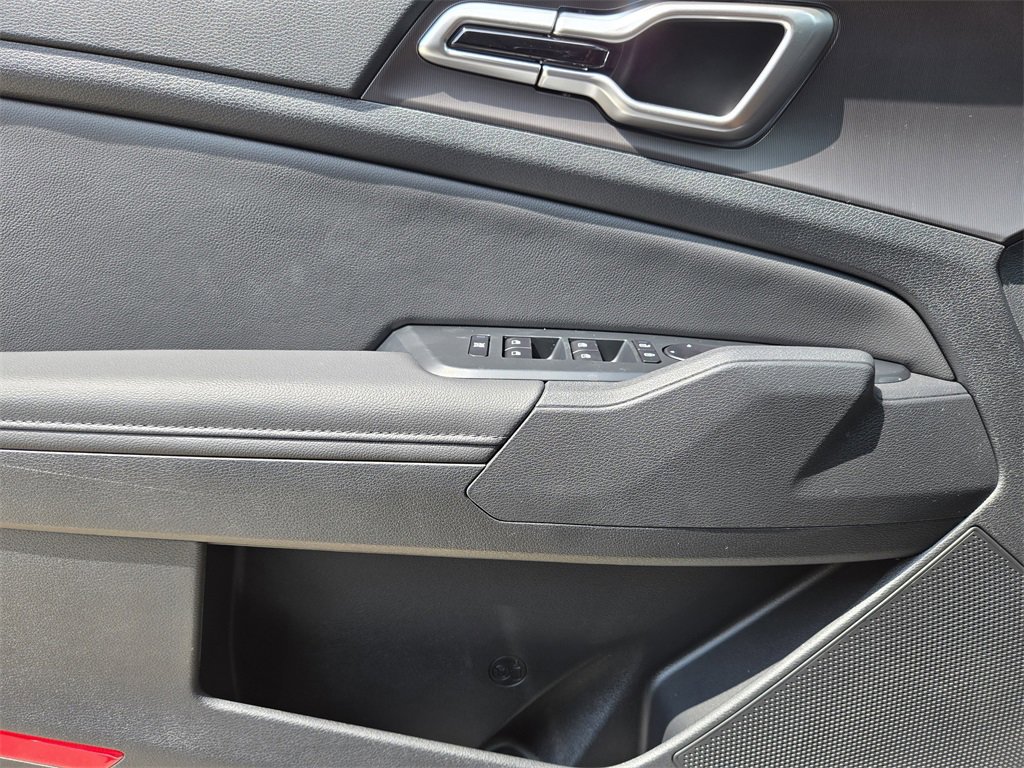 New 2026 Kia Sportage EX w/ EX Panorama Roof Package image 16