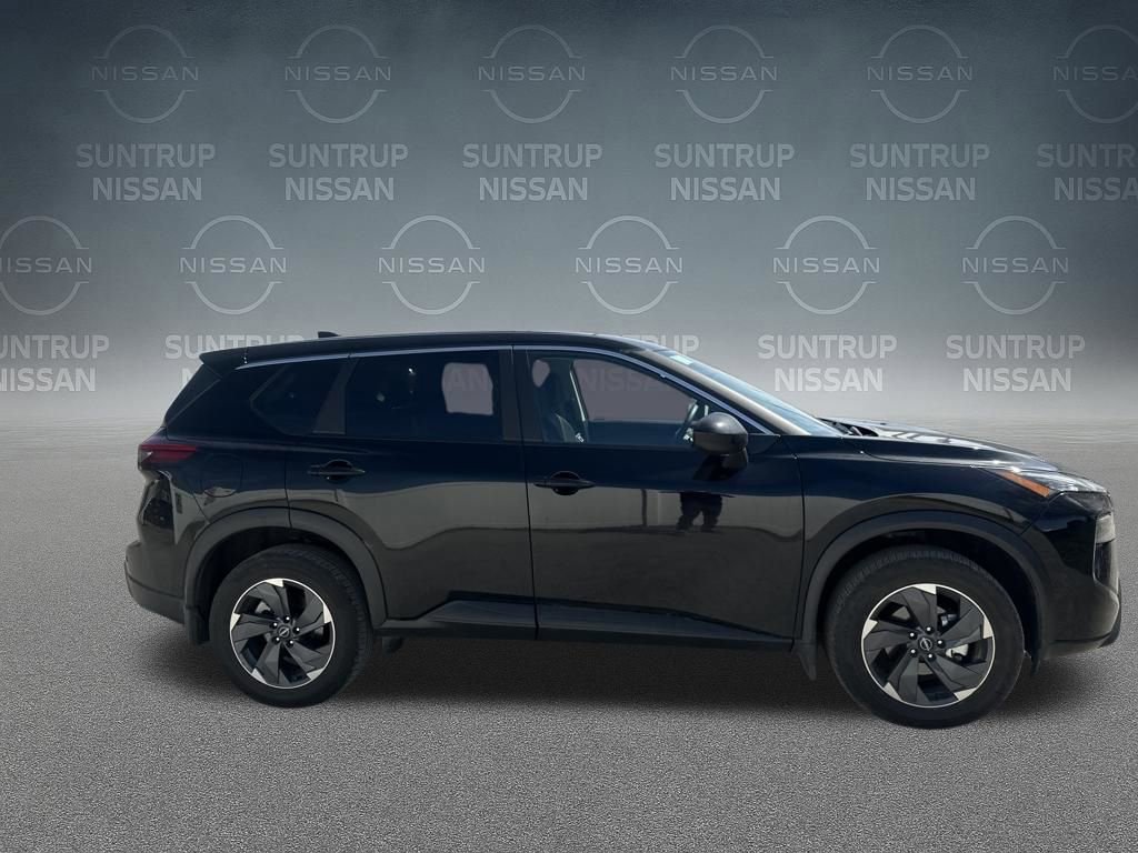 Used 2025 Nissan Rogue SV image 40