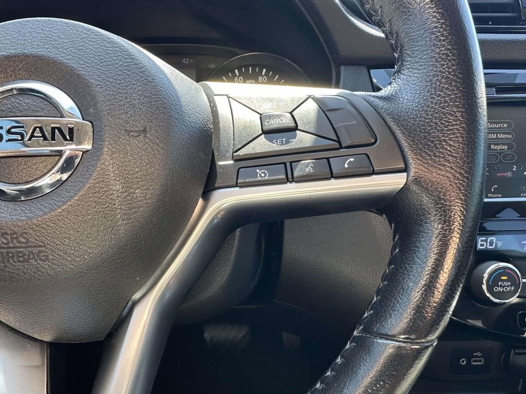 Used 2021 Nissan Rogue Sport SV image 13