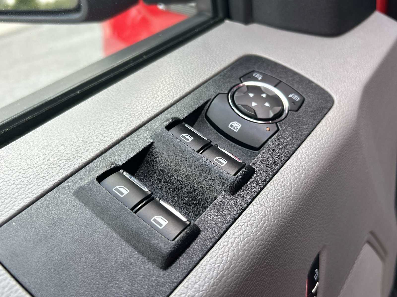 Used 2019 Ford F150 XLT AWD/4WD image 12