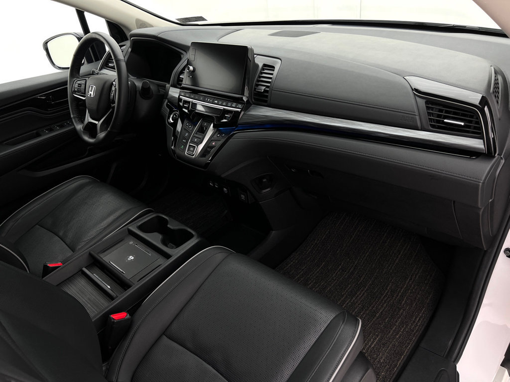 Used 2025 Honda Odyssey Elite image 16
