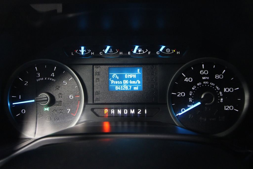 Used 2016 Ford F150 XLT image 9