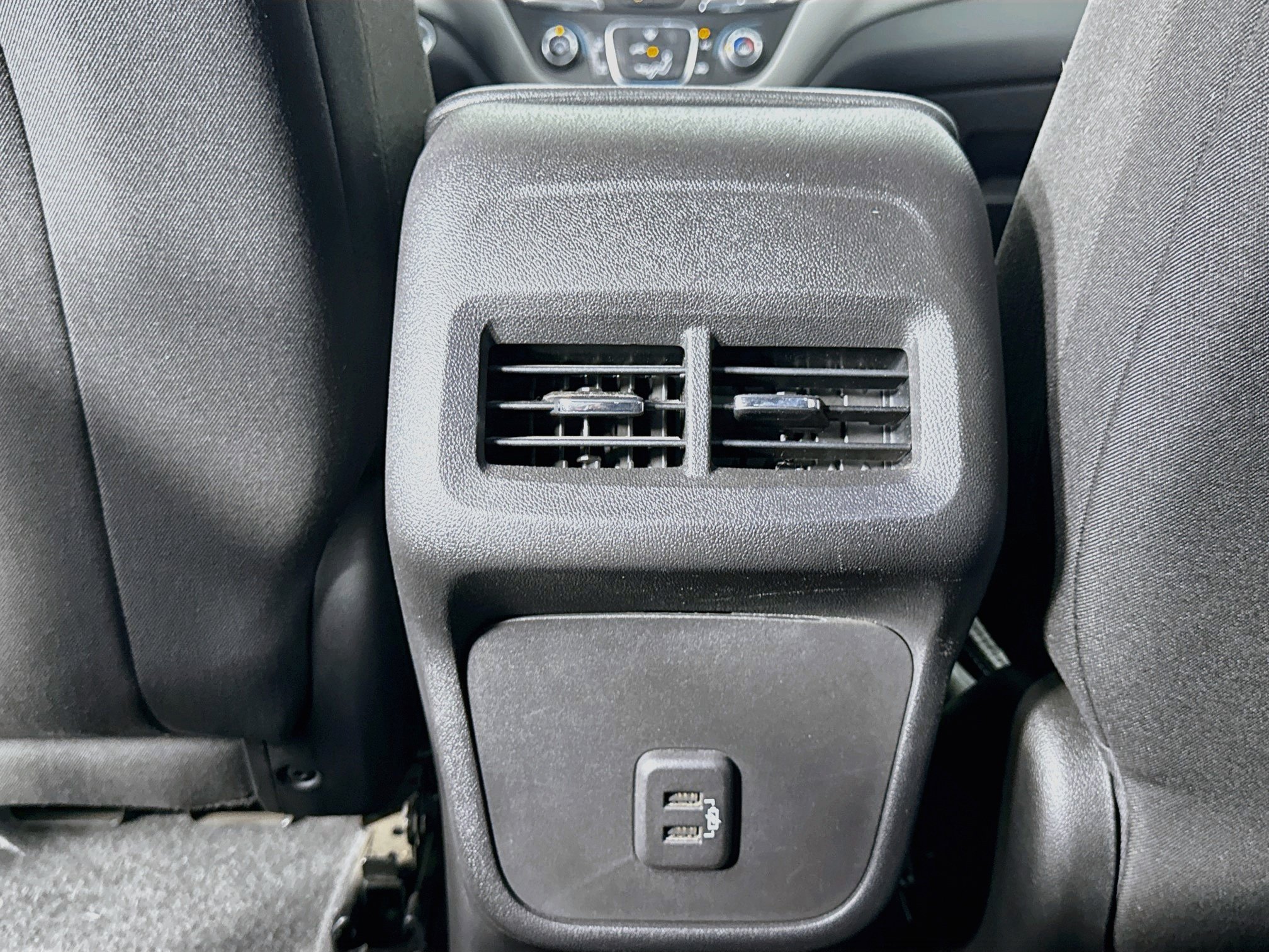 Used 2022 Chevrolet Equinox LS w/ LS Convenience Package FWD image 26