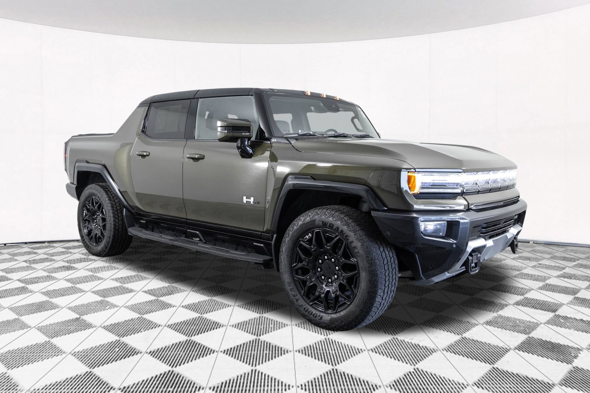 Used 2025 GMC Hummer EV 2X AWD/4WD image 22