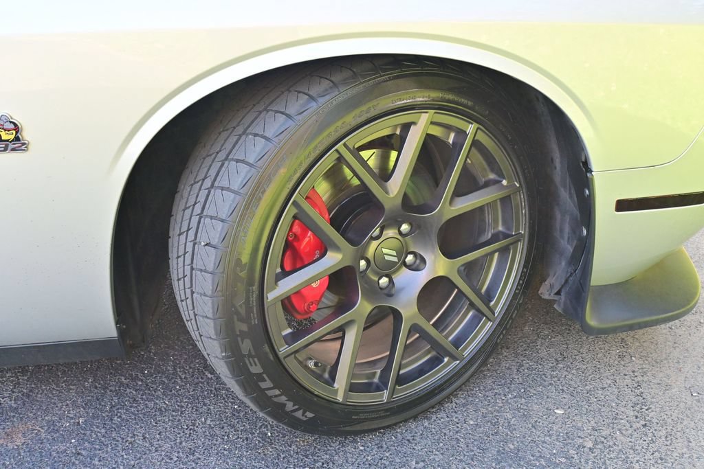 Used 2019 Dodge Challenger R/T Scat Pack w/ Plus Package RWD image 21