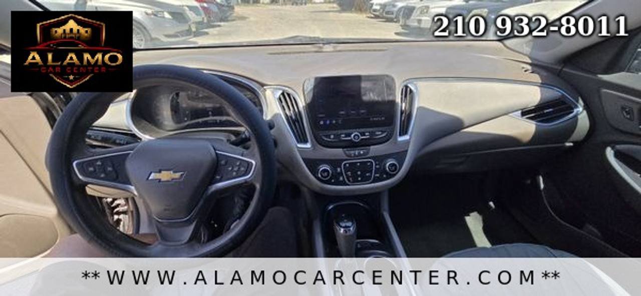 Used 2020 Chevrolet Malibu LT FWD image 35