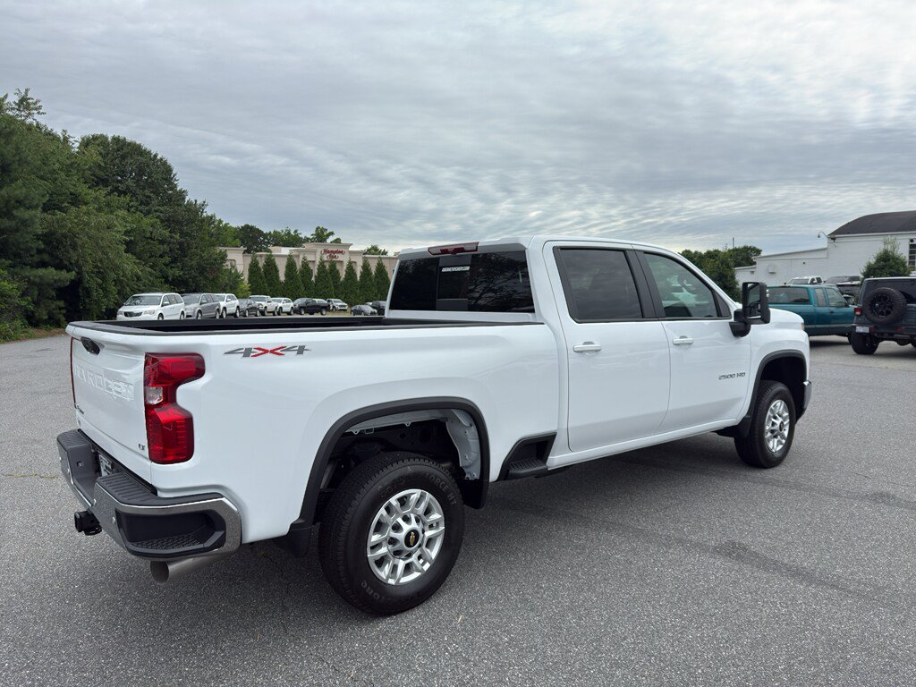 New 2026 Chevrolet Silverado 2500 LT w/ All Star Edition AWD/4WD image 5