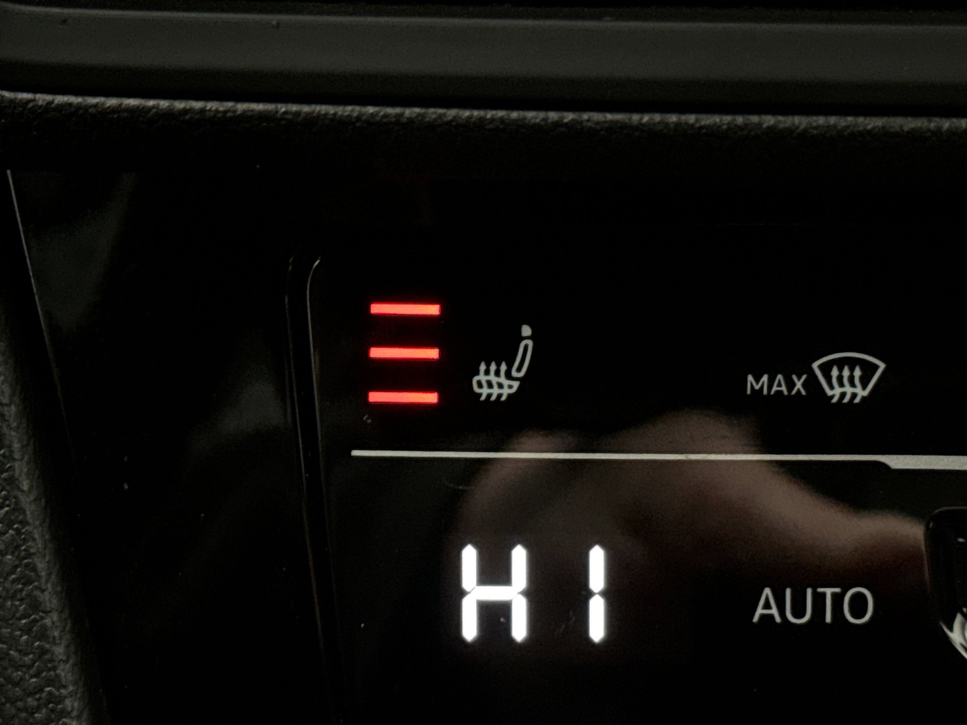 Used 2025 Volkswagen Jetta Sport image 18