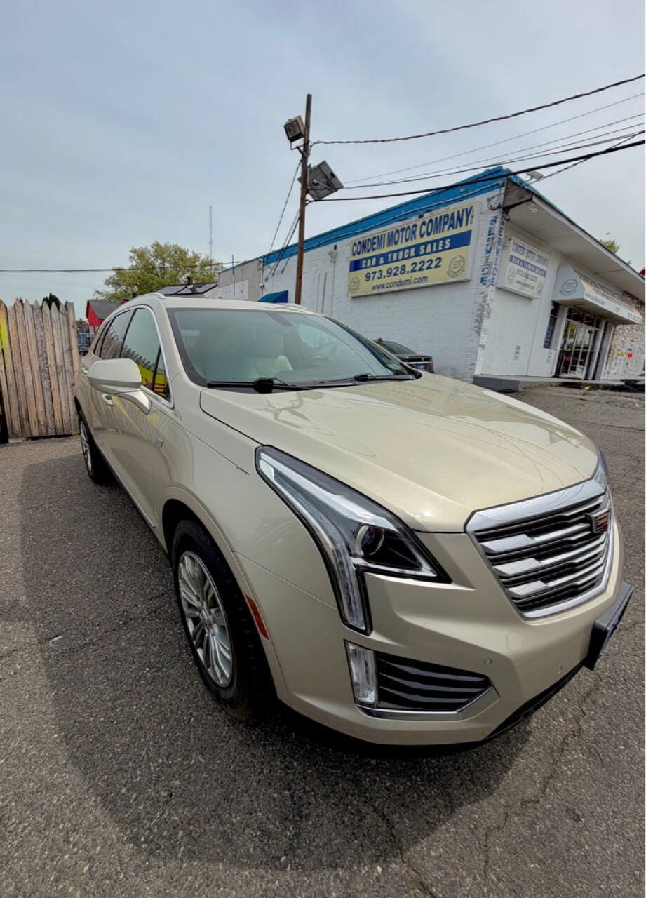 Used 2017 Cadillac XT5 Luxury w/ LPO, Wheel Lock Package AWD/4WD image 1