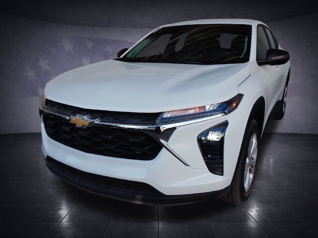 Used 2024 Chevrolet Trax LS FWD image 38