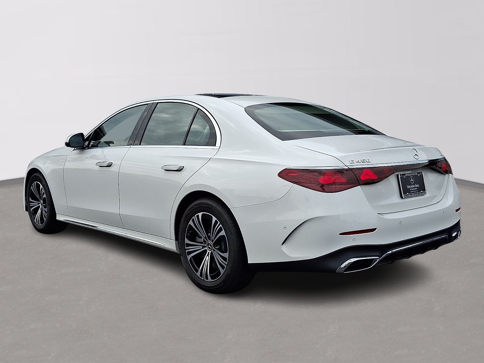 Used 2025 Mercedes-Benz E 450 4MATIC Sedan image 6