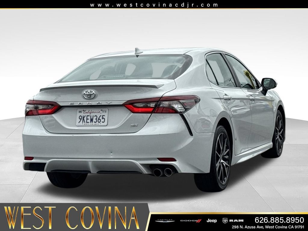Used 2024 Toyota Camry SE FWD image 9