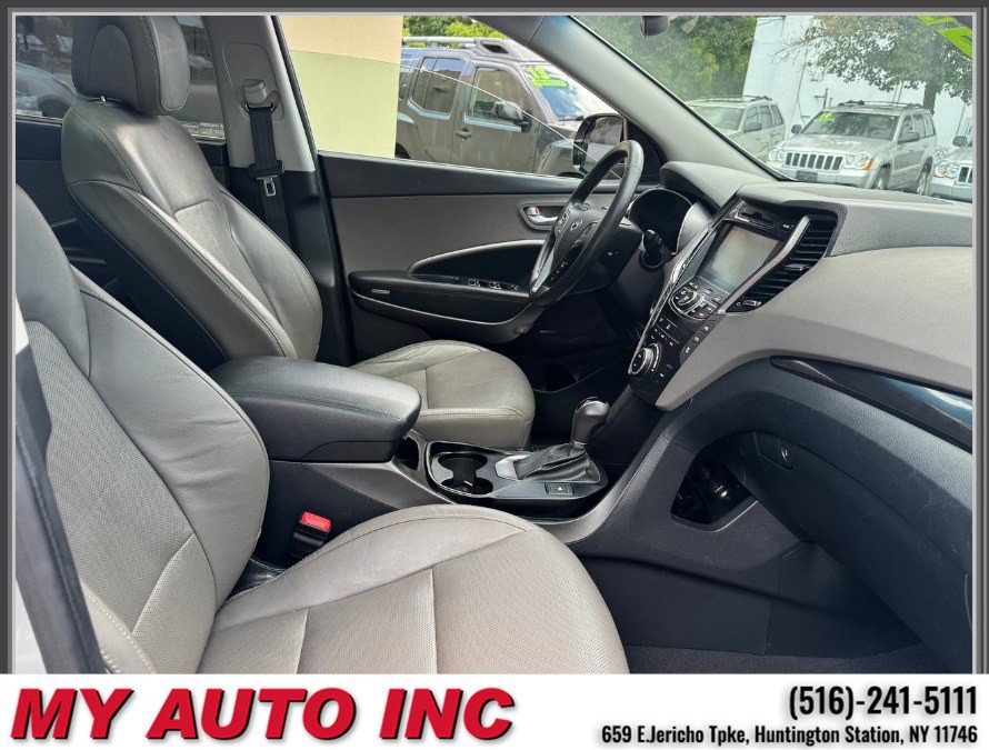 Used 2015 Hyundai Santa Fe GLS w/ Option Group 03 AWD/4WD image 28