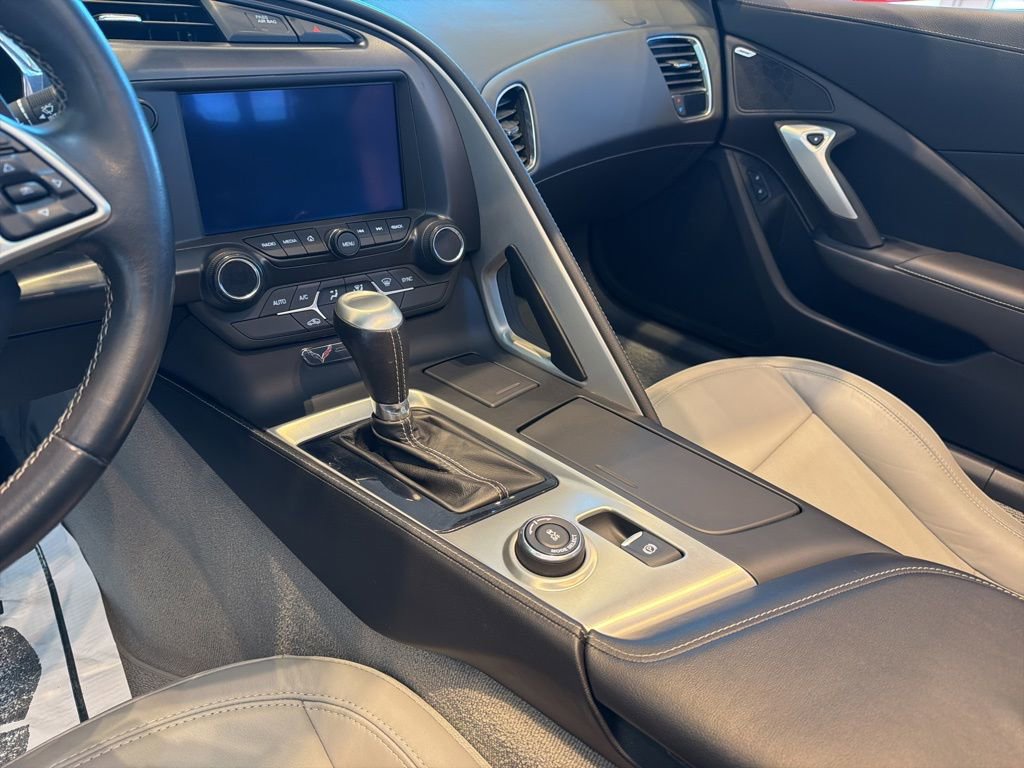 Used 2014 Chevrolet Corvette Stingray Coupe RWD image 13