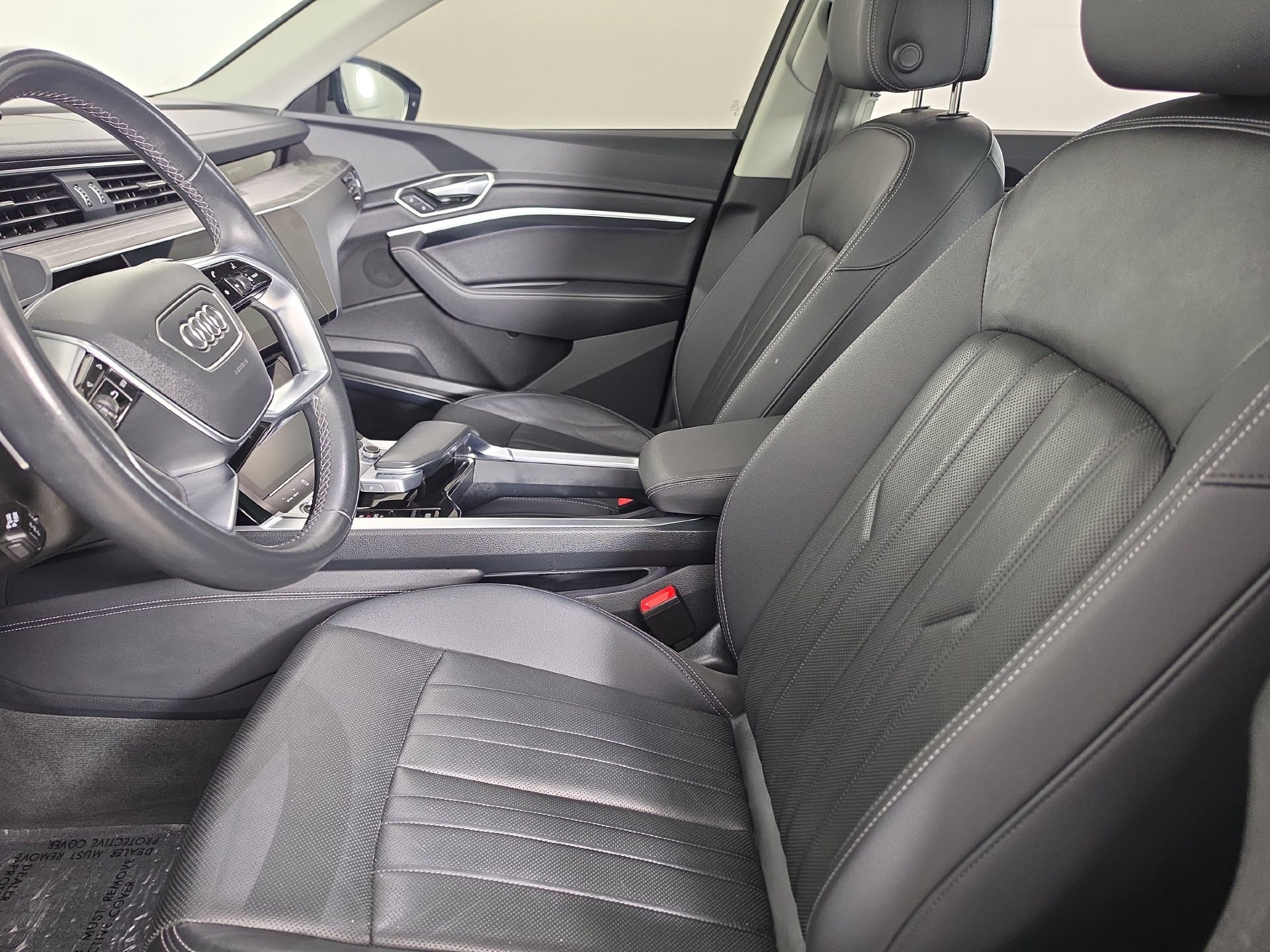 Used 2024 Audi Q8 e-tron Premium Plus AWD/4WD image 13