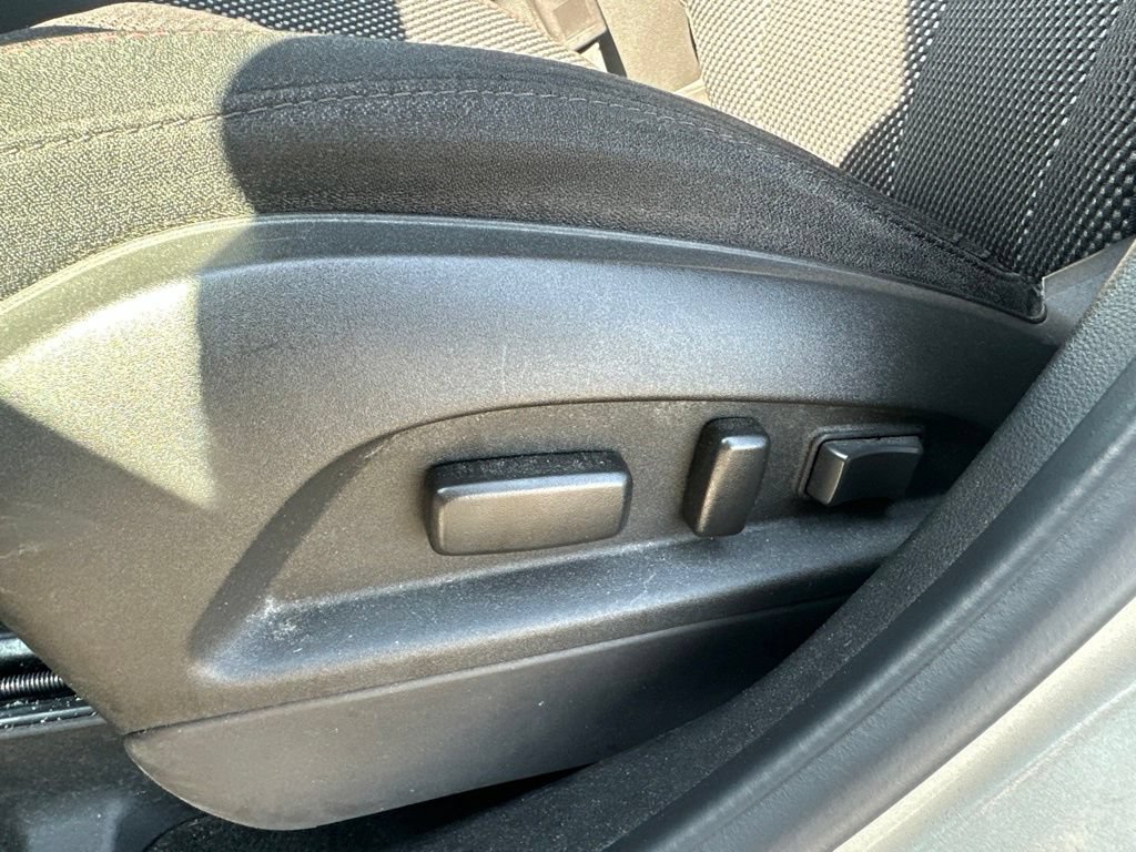 Used 2014 GMC Terrain SLE w/ Chrome Package AWD/4WD image 18