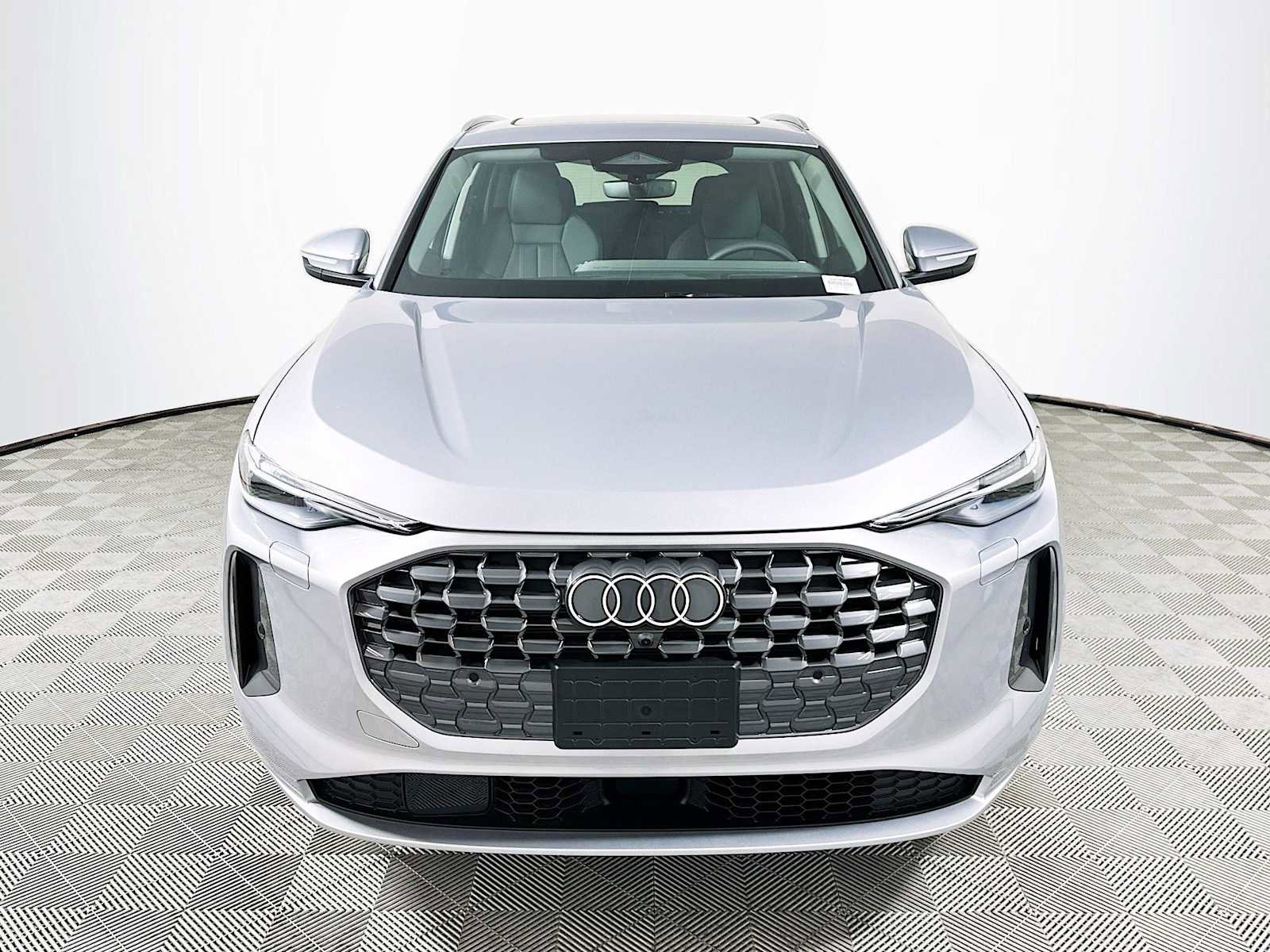 New 2025 Audi Q5 Prestige image 2