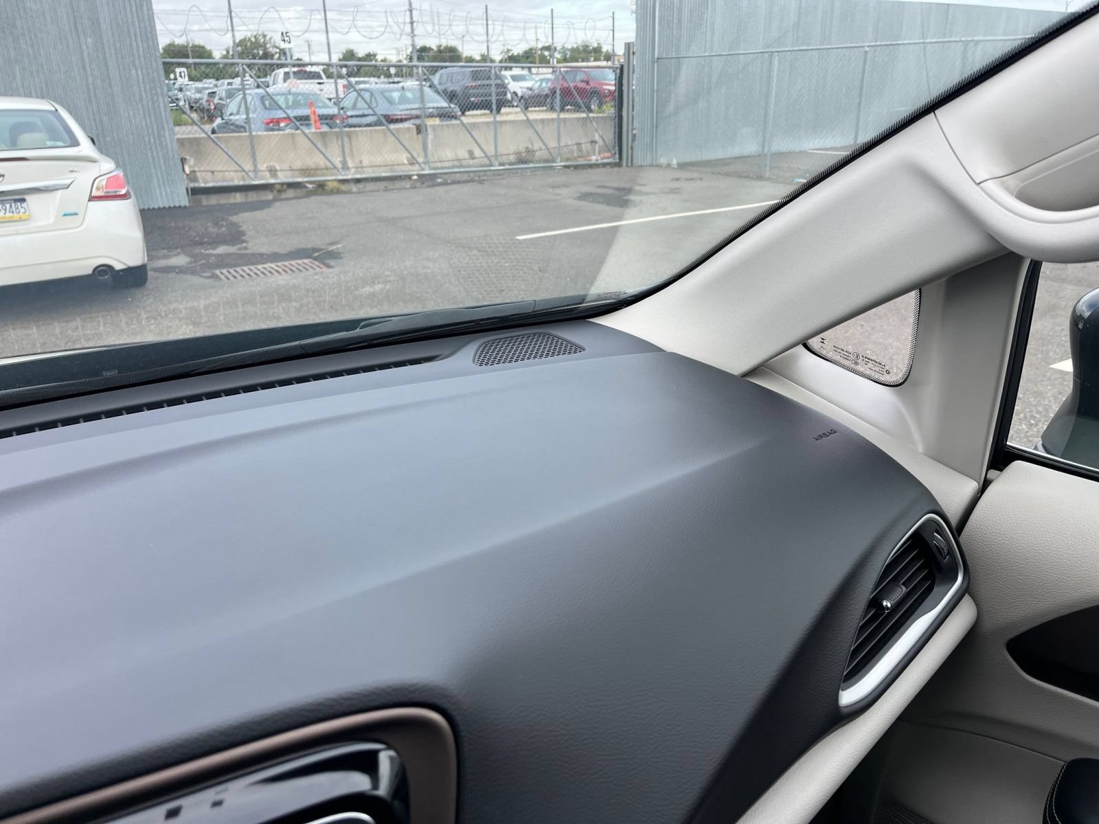 Used 2024 Chrysler Voyager LX FWD image 37